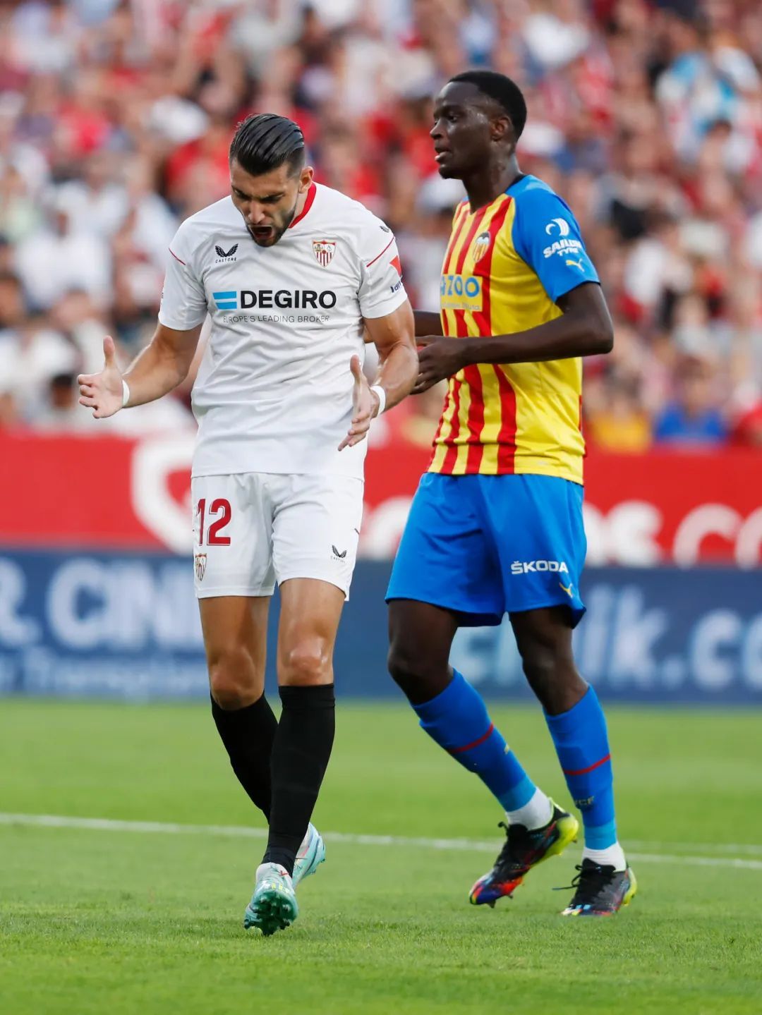 电竞竞猜-西甲倒计时，新疆广汇今夜再遭质疑，细节引发关注，目标明确，临场指挥获称赞的简单介绍